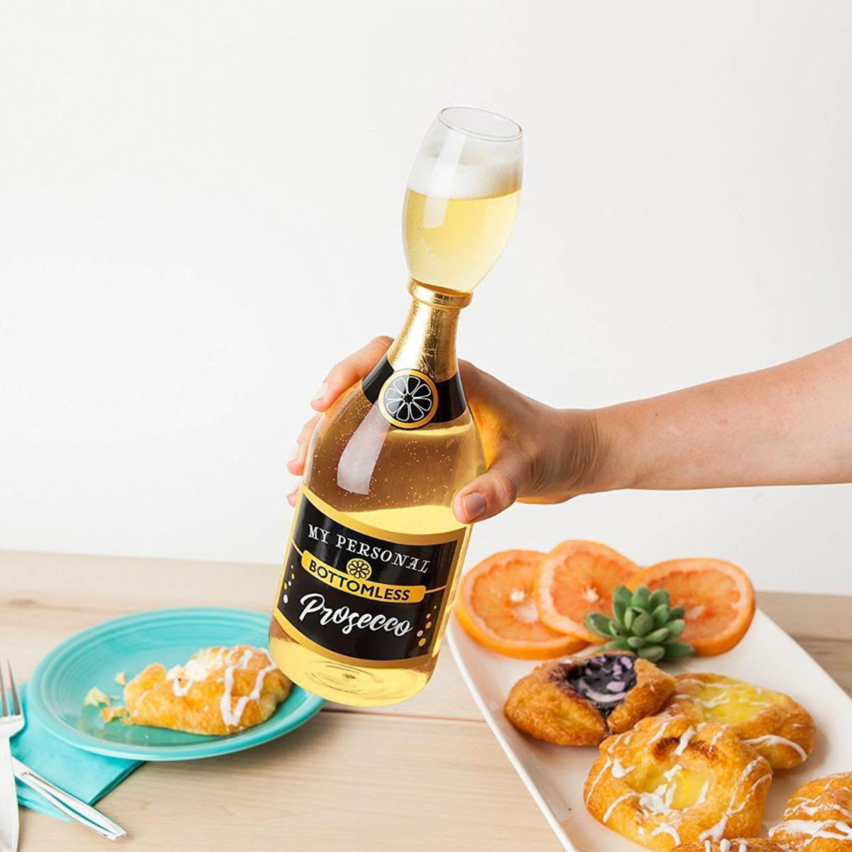 Glas, prosecco bottle