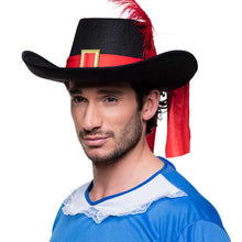 Musketörhatt, svart/röd