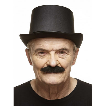 Mustasch, butler svart