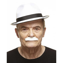 Mustasch, butler vit