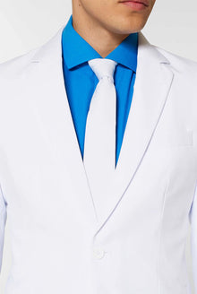Opposuits, White Knight 62