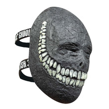 Ghoulish mask, Creepy Grinning