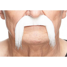 Mustasch, cowboy vit