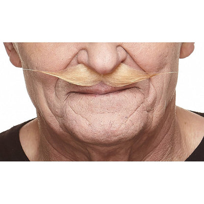 Mustasch, gentleman blond