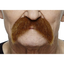 Mustasch, rebel röd